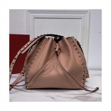 Valentino 2020 Garavani Rockstud Leather Bucket Shoudler Bag,22CM - 발렌티노 2020 가라바니 락스터드 레더 버킷 숄더백, VTB0952,22CM,핑크