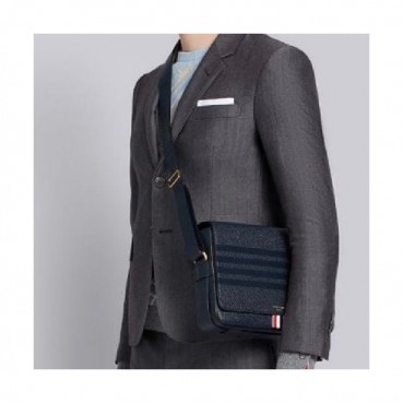 Thom Brown 2019 Leather Shoulder Bag ,27CM - 톰브라운 2019 레더 남성용 숄더백, THOB0086,27CM,네이비