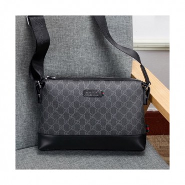 Gucci 2019 Leather Shoulder Bag ,30CM - 구찌 2019 레더 남성용 숄더백 GUB0906,30cm,블랙