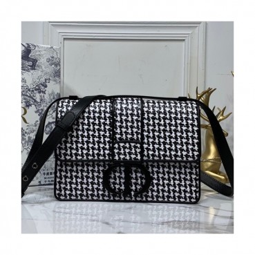 Dior 2019 30 Montaigne CD Buckle Shoulder Bag,24CM - 디올 2019 CD 버클 여성용 숄더백  DIOB0468,24CM,블랙+화이트