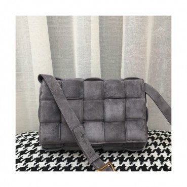 Bottega Veneta 2019 Cassetta Suede Shoulder Bag,25cm - 보테가 베네타 2019 카세트 스웨이드 여성용 숄더백,BVB0435,25cm,그레이