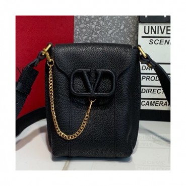Valentino 2019 Leather Vring Shoudler Bag,18CM - 발렌티노 2019 레더 브이링 숄더백,VTB0827,18CM,블랙