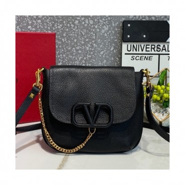 Valentino 2019 Leather Vring Shoudler Bag,16CM - 발렌티노 2019 레더 브이링 숄더백,VTB0823,16CM,블랙