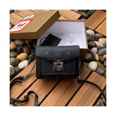 MCM 2019 Patricia Visetos Mini Shoulder Bag,17.5cm - 엠씨엠 2019 패트리샤 비세토스 여성용 미니 숄더백 MCMB0326, 17.5cm,블랙