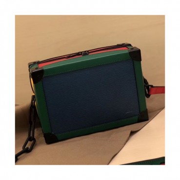 Louis Vuitton 2019 Soft Trunk Shoulder Bag,25cm - 루이비통 2019 소프트 트렁크 숄더백 M44478,LOUB1537,25cm,그린