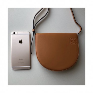 Loewe 2019 Heel Shoulder Bag, 17.5CM - 로에베 2019 힐 숄더백 ,LOEB0313, 17.5CM,카멜