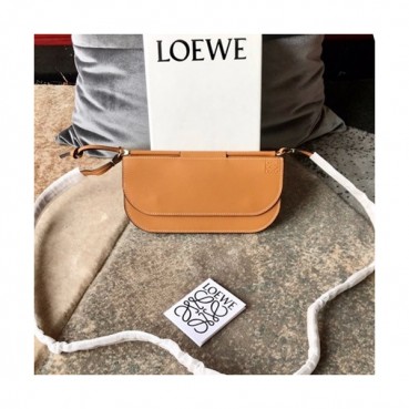 Loewe 2019 Gate Pochette Shoulder Bag, 21CM - 로에베 2019 게이트 포쉐트 숄더백 ,LOEB0202,21CM,베이지카멜