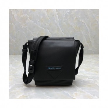 Prada 2019 Leather Shoulder Bag,20CM - 프라다 2019 레더 남여공용 숄더백,PRAB0052,20cm,블랙