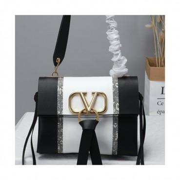 Valentino 2019 V-ring Leather Shoudler Bag,24CM 