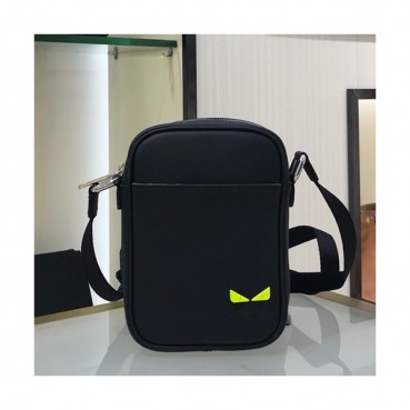 Fendi 2019 Leather Shoulder Bag, 19cm - 펜디 2019 레더 남여공용 숄더백,FENB0412,19cm,블랙