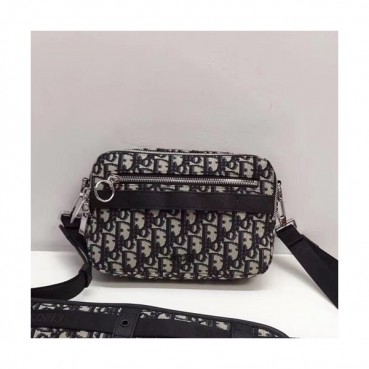 Dior 2019 Oblique Camera Shoulder Bag,21CM - 디올 2019 오블리크 남여공용 카메라 숄더백  DIOB0263,21CM,블랙