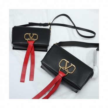 Valentino 2019 V-ring Leather Shoudler Bag,20/25CM 