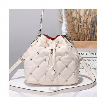 Valentino 2019 Leather Boomstud Spike Bucket Tote Shoudler Bag,23CM - 발렌티노 2019 레더 봄스터드 스파이크 버킷 토트 숄더백, VTB0524,23CM,화이트