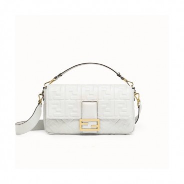 Fendi 2019 Baguette Leather Tote Shoulder Bag, 18.5/26/32cm - 펜디 2019 바게트 레더 여성용 토트 숄더백,FENB0082,18.5/26/32cm,화이트