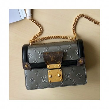 Louis Vuitton 2019 Wynwood Monogram Vernis Shoulder Bag,21cm - 루이비통 2019 윈우드 모노그램 베르니 숄더백 M90445,LOUB1185 ,21cm,그레이실버