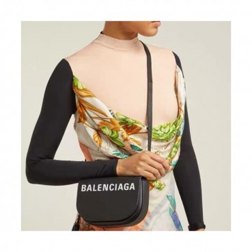 Balenciaga 2019 Ville Day Leather Shoulder Bag,19CM - 발렌시아가 2019 빌 데이 레더 숄더백,BGB0183,19CM,블랙