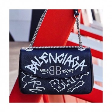 [세련되고 이뻐❤❤]Balenciaga 2019 Lock Round Leather Chain Shoulder Bag,27CM - 발렌시아가 2019 락 라운드 레더 체인 숄더백,BGB0179,27CM,블랙