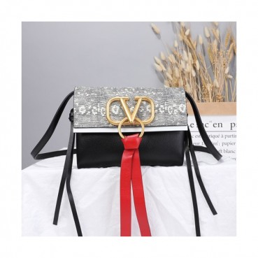 Valentino 2019 V-ring Leather Mini Shoudler Bag,21CM 