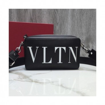 [벨트백도 되고 ! 숄더백도 되고!!!]Valentino 2019 Leather Belt Bag Shoulder Bag,23CM - 발렌티노 2019 레더 남여공용 벨트백 숄더백, VTB0354,23CM,블랙