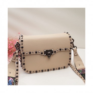 Valentino 2019 Leather Garavani Rockstud Shoudler Bag,26CM - 발렌티노 2019 레더 가라바니 락스터드 숄더백,VTB0331,26CM,연베이지