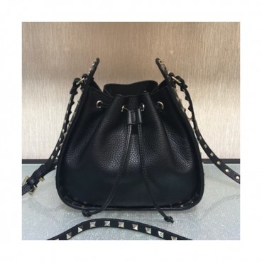 Valentino 2019 Leather  Rockstud Bucket Small Shoudler Bag,20CM - 발렌티노 2019 레더 락스터드 버킷 스몰 숄더백,VTB0183,20CM,블랙