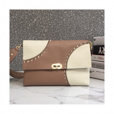 [심플한듯 센스있게 포인트~ ]Valentino 2019 Leather Rockstud Shoudler Bag,28CM - 발렌티노 2019 레더 락스터드 숄더백,VTB0132,28CM,핑크+아이보리