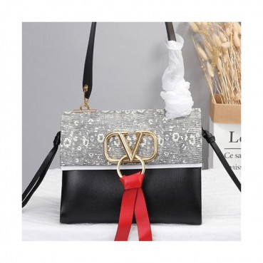 Valentino 2019 V-ring Leather Shoudler Bag,24CM 