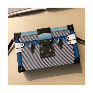 Louis Vuitton 2019 Petite Malle Shoulder Bag,18.5cm - 루이비통 2019 쁘띠뜨 말 숄더백 M53847,LOUB1028 ,18.5cm,블루