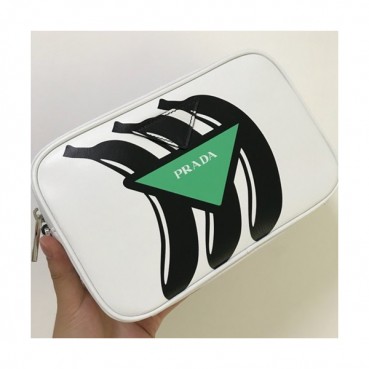 Prada 2018 Camera Shoulder Bag,21cm - 프라다 2018 카메라 남여공용 숄더백 ,1BH093