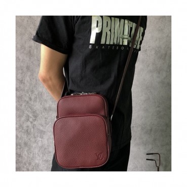 Louis Vuitton Leather Shoulder Bag,20cm - 루이비통 레더 남성용 숄더백 M54302,LOUB0872 ,20cm,와인