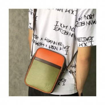 Louis Vuitton Epi Danube Shoulder Bag,22cm - 루이비통 에삐 다뉴브 남여공용 숄더백 M53423,LOUB0849 ,22cm,그린