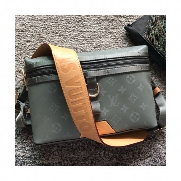 Louis Vuitton 2018 Monogram Messenger Shoulder Bag,29.5cm - 루이비통 2018 모노그램 메신저 남성용 숄더백 M43889 ,LOUB0773 ,29.5cm,그레이