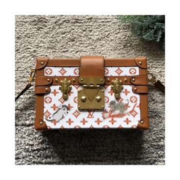 Louis Vuitton Monogram Petite Malle Shoulder Bag,20cm - 루이비통 모노그램 쁘띠뜨 말 숄더백 M44437,LOUB0462 ,20cm,화이트