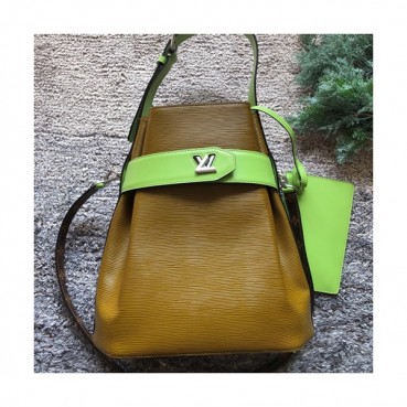 Louis Viutton 2019 Twist Bucket Tote Shouder Bag ,32cm - 루이비통 2019 트위스트 버킷 토트 숄더백 M52804 ,LOUB0457,32cm,그린