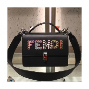 Fendi Kan I Strap Tote Shoulder Bag ,25CM - 펜디 칸아이 스트랩 토트 숄더백  FENB0023,25CM,블랙