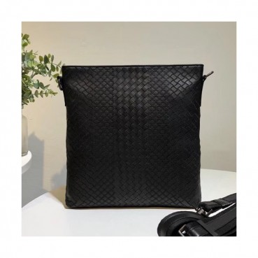 Bottega Veneta Leather Black Shoulder Bag,27/30cm - 보테가 베네타 레더 블랙 남성용 숄더백 BVB0076,27/30cm