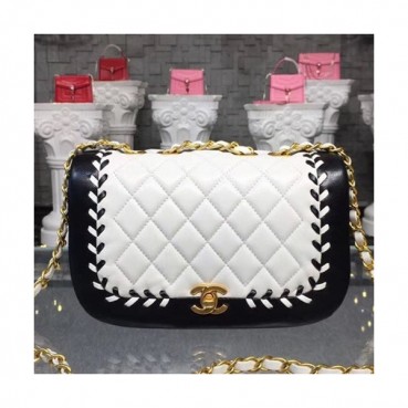 Chanel 2018/2019 Women Chain Flap Shoulder Bag,23CM - 샤넬 2018/2019 여성용 체인 플랩 숄더백  CHAB0210,23CM,화이트
