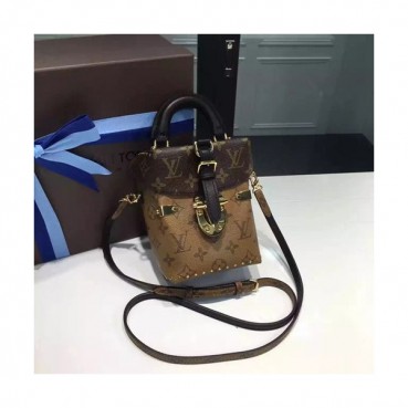 루이비통 2016 모노그램 시티 크루져 M52008, CHEN-