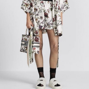 디올 여성 화이트 북토트 - Dior Womens White Book Tote 