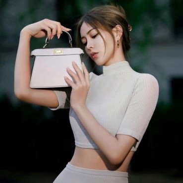 펜디 여성 화이트 피카부 백 - Fendi Womens White Peekaboo 