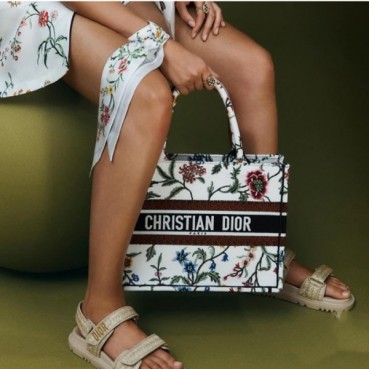 디올 여성 화이트 북토트 - Dior Womens White Book Tote 