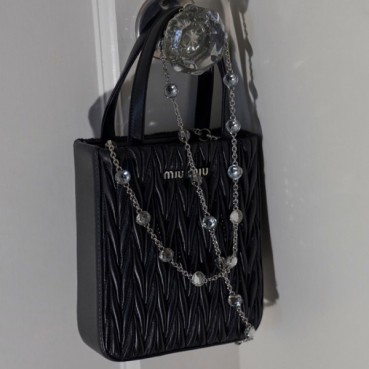 미우미우 여성 블랙 핸드백 - Miumiu Womens Black Hand Bag 
