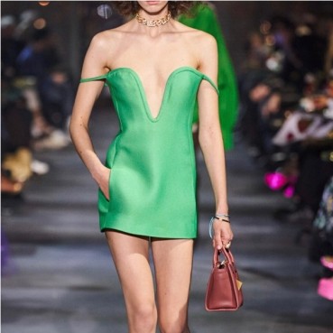 발렌티노 여성 카멜 토트백 - Valentino Womens Camel Tote Bag 