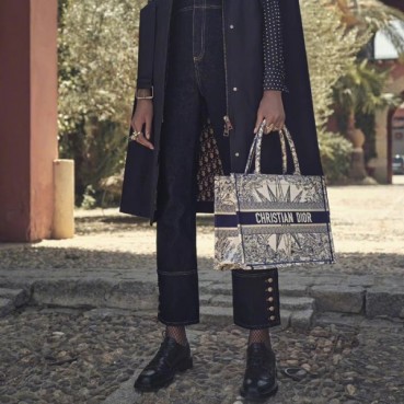 디올 남/녀 네이비 북토트 - Dior Unisex Navy Book Tote 