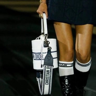 디올 여성 이니셜 화이트 토트백 - Womens White Tote Bag 