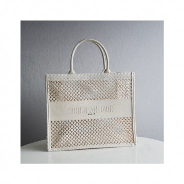 디올 여성 화이트 북토트 - Womens White Book Tote 