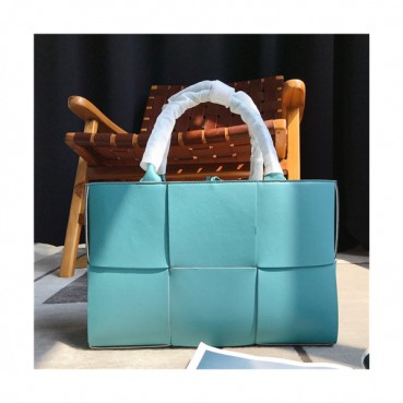 [보테가베네타]Bottega Veneta 2021 Women's Leather Tote Bag,30cm,BVB0663 - 보테가베네타 2021여성용 레더 토트백,30cm,블루