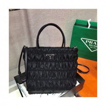 [프라다] Prada 2020 Women's Nylon Tote Shopper Bag,25cm - 프라다 2020 여성용 네일론 토트 쇼퍼백,25cm,PRAB0239,블랙