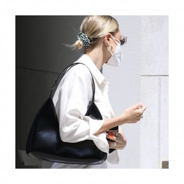 By Far 2020 Leather Tote Shoulder Bag,24cm - 바이 파 2020 레더 토트 숄더백 BYFB0060,24cm,블랙