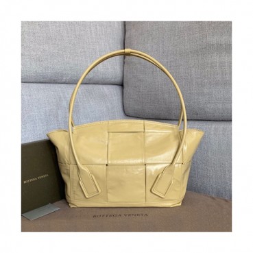 Bottega Veneta 2020 Arco Slouch Tote Bag,32cm - 보테가 베네타 2020 아르코 슬라우치 토트백, 618464,BVB0556,32cm,옐로우베이지